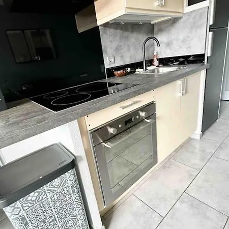 Apartman Bord De *